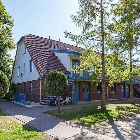 Papillon 02-3 Apartment *